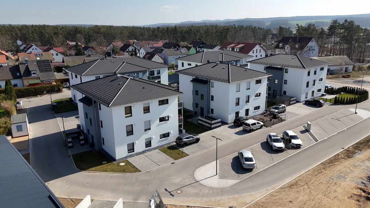 NEUER PREIS und KfW EFFIZIENZHAUS 40 Standard!! Tolle Wohnanlage in Nittenau mit 3-Zimmer-Wohnungen!